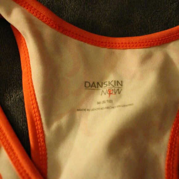 Danskin Now Sleeveless Active Top Built in Bra - Picture 3 of 5